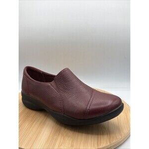 Clarks In Motion Point Wine Leather Loafers 8W Comfort Career Slip on